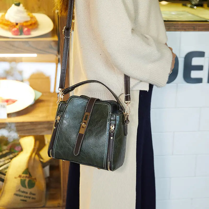 Women Shoulder Bag null