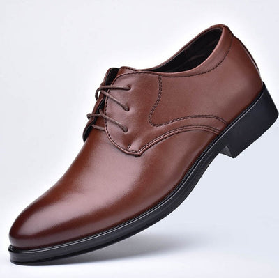 Black Shoes With Pointed Toe For Men null
